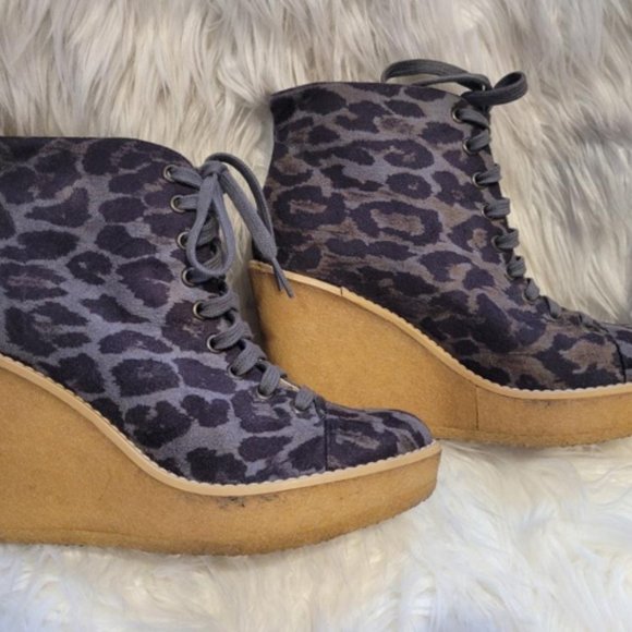 Stella McCartney Sz 37 Leopard Wedge Bootie - Picture 5 of 10
